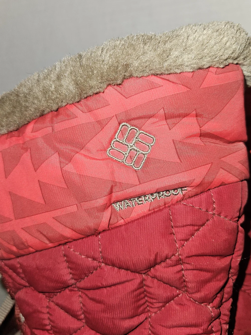 Columbia Red Quilted Omni Heat Lace-Up Women's Winter Boots with Faux-Fur Collar